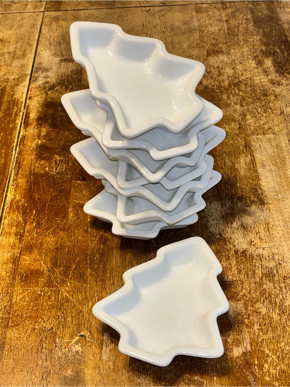 Crate & Barrel White Christmas Tree Porcelain Appetizer Bowls Le Cordon Bleu